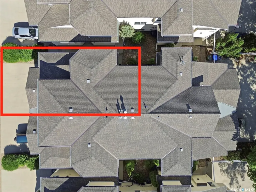 905D 9th Street E Saskatoon SK S7H 0M9