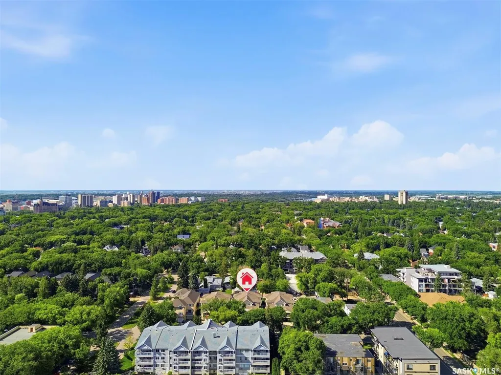 905D 9th Street E Saskatoon SK S7H 0M9