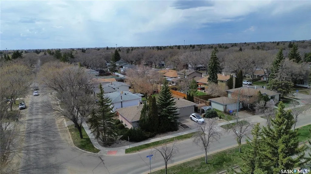 4220 Hillsdale Street Regina SK S4S 3Z2
