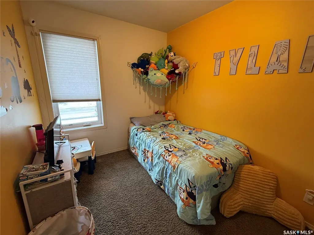 1795 Clark Avenue Weyburn SK S4H 3L3