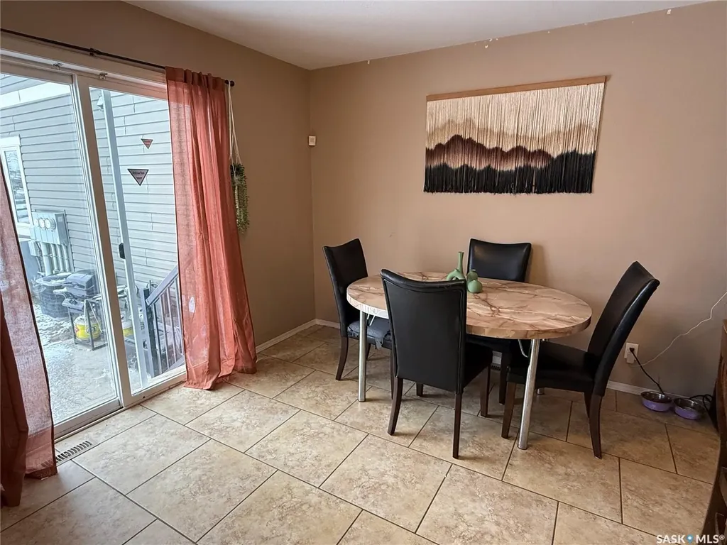 1795 Clark Avenue Weyburn SK S4H 3L3