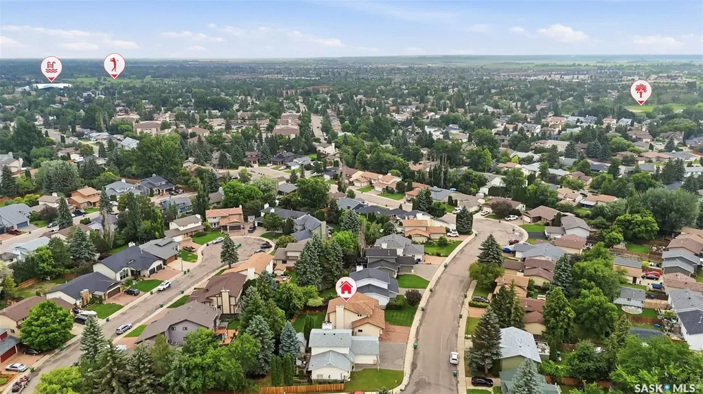 547 Whitewood Crescent Saskatoon SK S7J 4L4