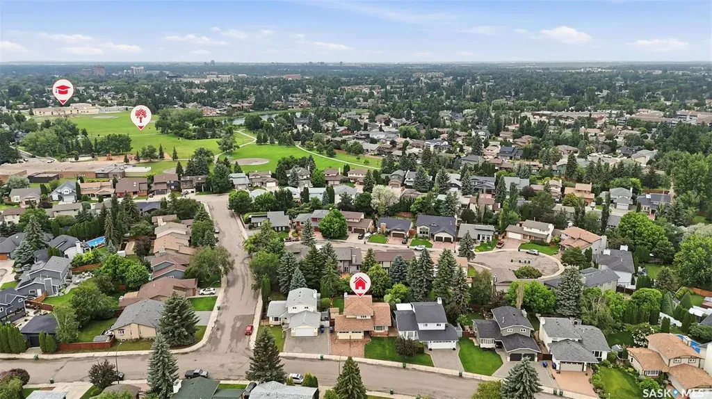 547 Whitewood Crescent Saskatoon SK S7J 4L4