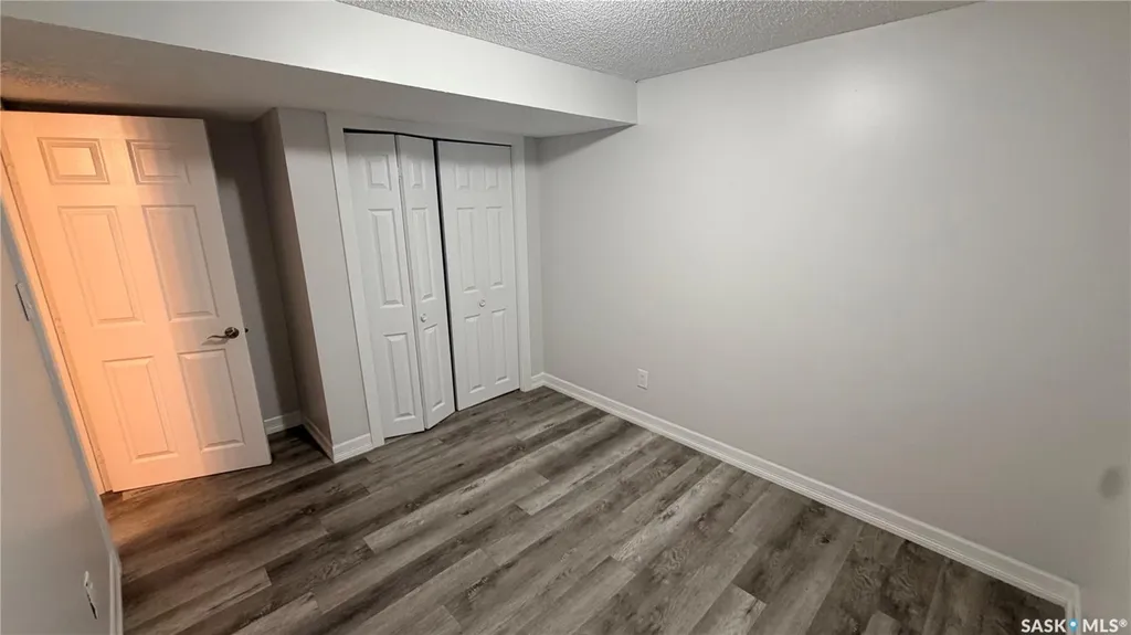 649 Douglas Crescent Saskatoon SK S7L 4T9