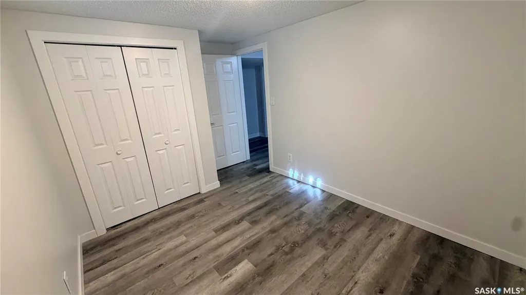 649 Douglas Crescent Saskatoon SK S7L 4T9