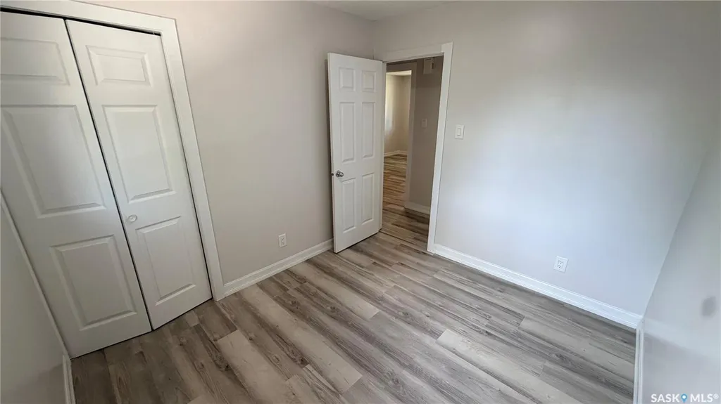 649 Douglas Crescent Saskatoon SK S7L 4T9