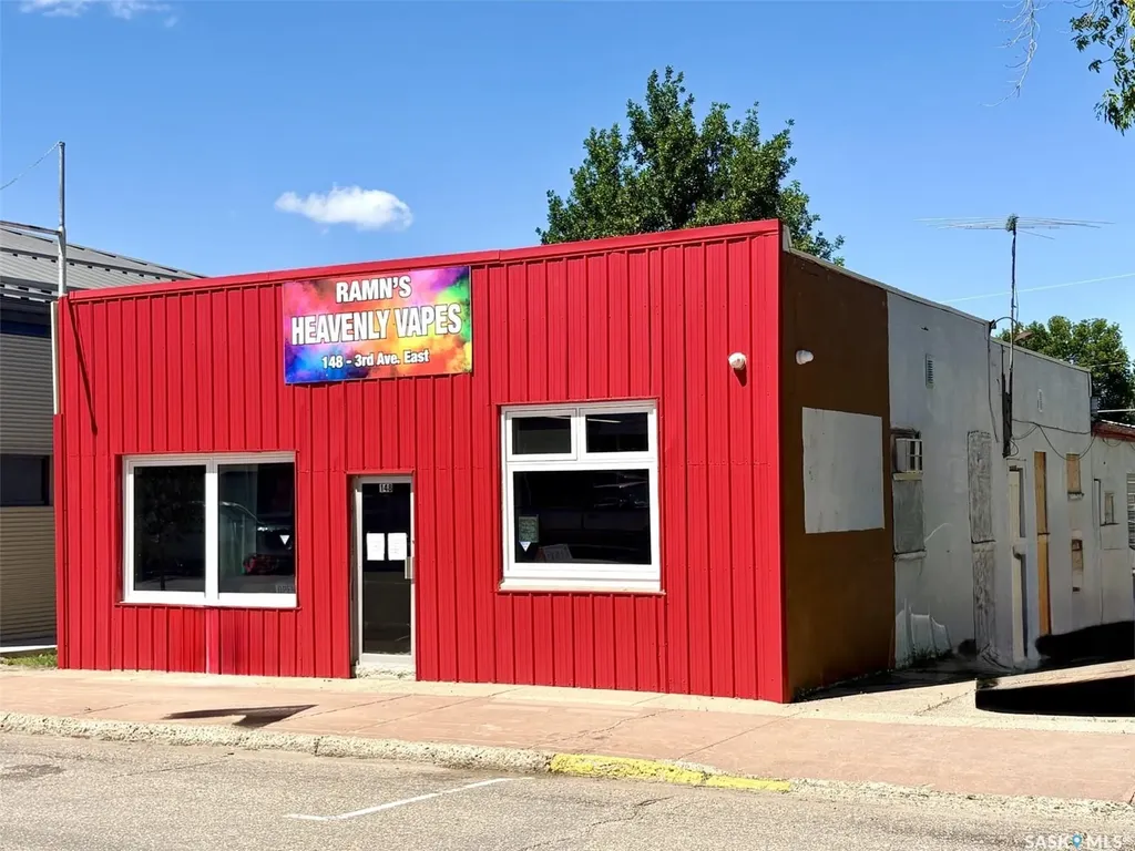 148 3rd Avenue E Melville SK S0A 2P0
