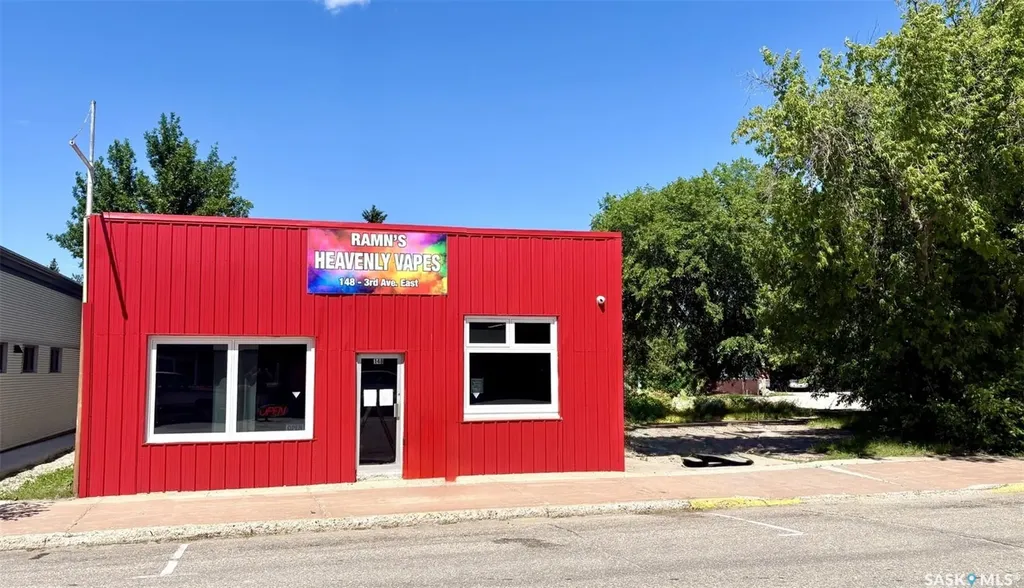 148 3rd Avenue E Melville SK S0A 2P0