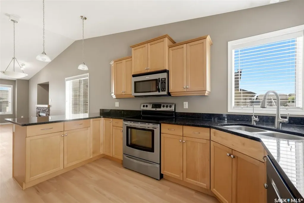 4317 Gusway Street Regina SK S4X 0C7