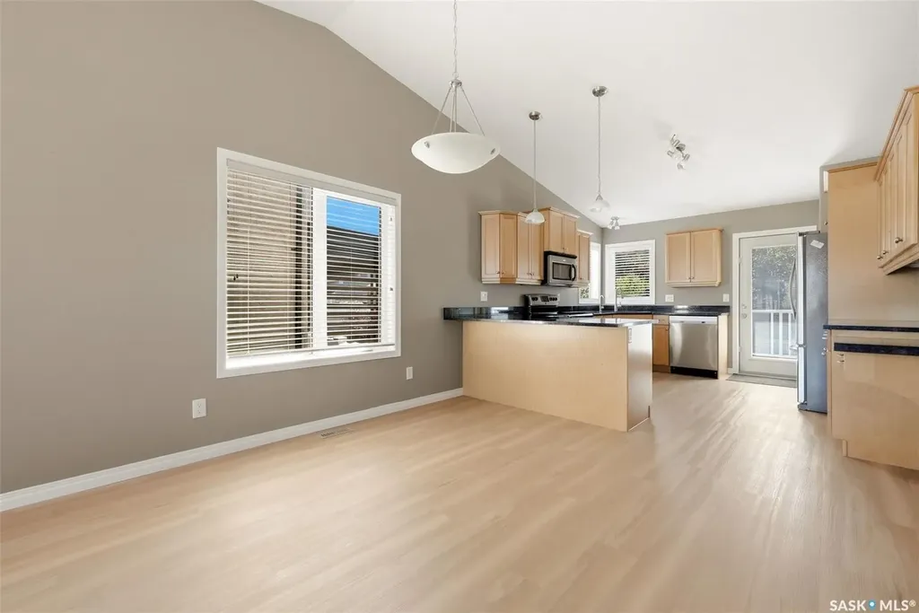 4317 Gusway Street Regina SK S4X 0C7