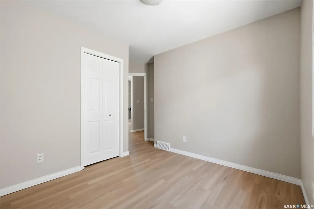 4317 Gusway Street Regina SK S4X 0C7