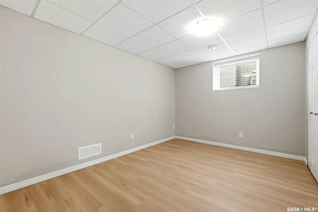 4317 Gusway Street Regina SK S4X 0C7