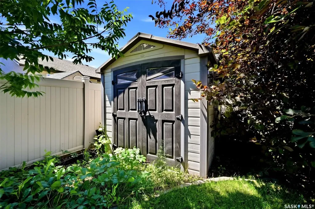 4317 Gusway Street Regina SK S4X 0C7
