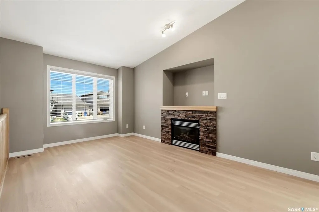 4317 Gusway Street Regina SK S4X 0C7