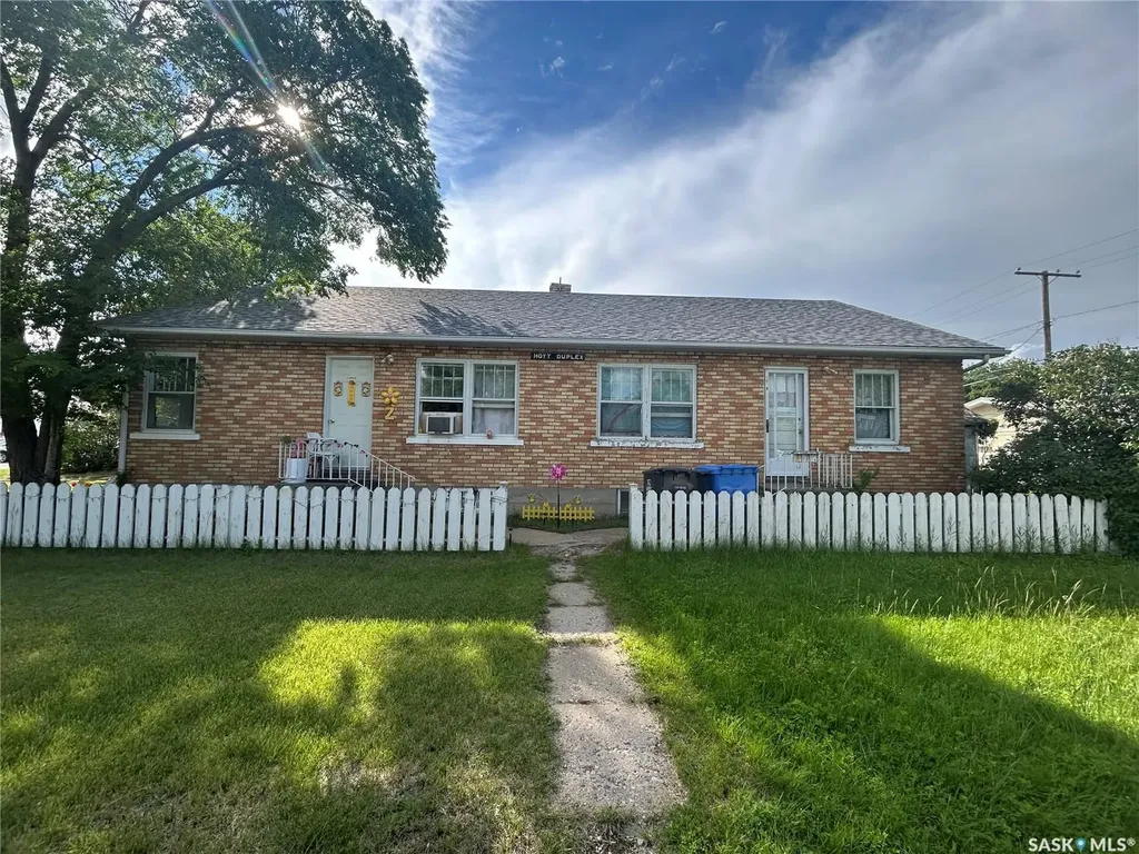 1501 3rd Street Estevan SK S4A 0S5