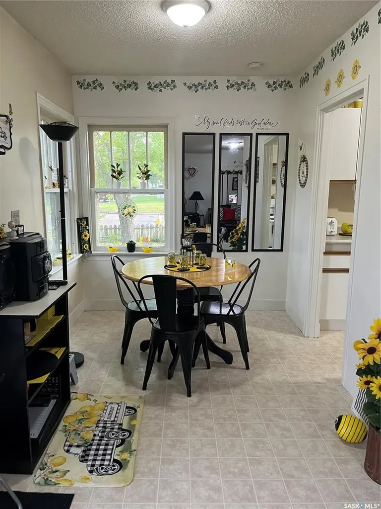 1501 3rd Street Estevan SK S4A 0S5