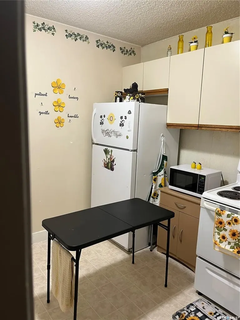 1501 3rd Street Estevan SK S4A 0S5