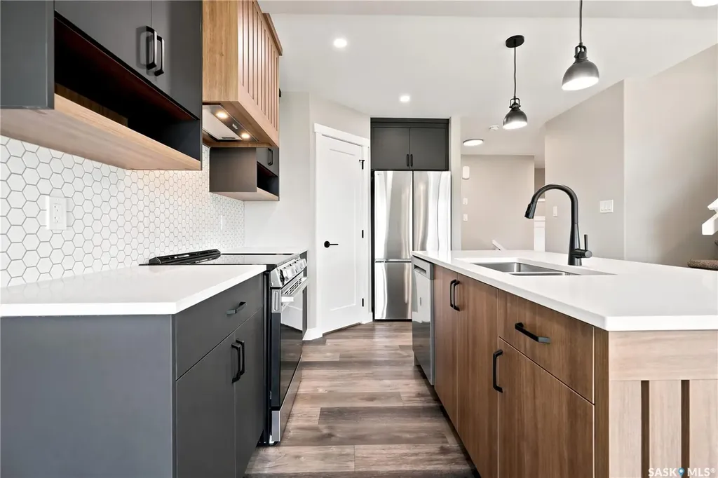 1749 Mustard Street Regina SK S4Y 0G1