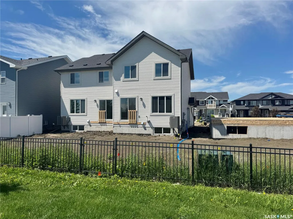 1749 Mustard Street Regina SK S4Y 0G1
