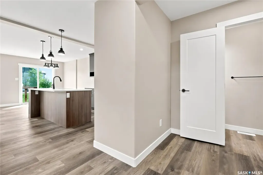 1749 Mustard Street Regina SK S4Y 0G1