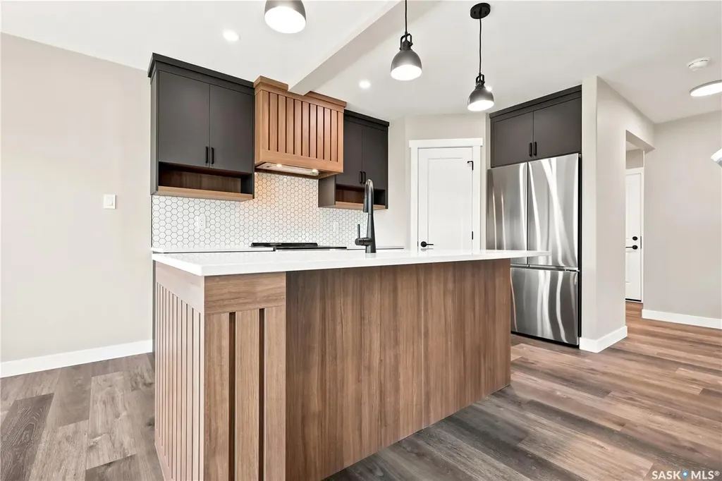 1749 Mustard Street Regina SK S4Y 0G1