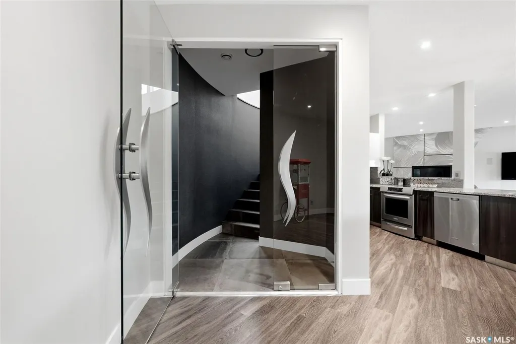 2168 Riverbend Cove Regina SK S4V 1R8