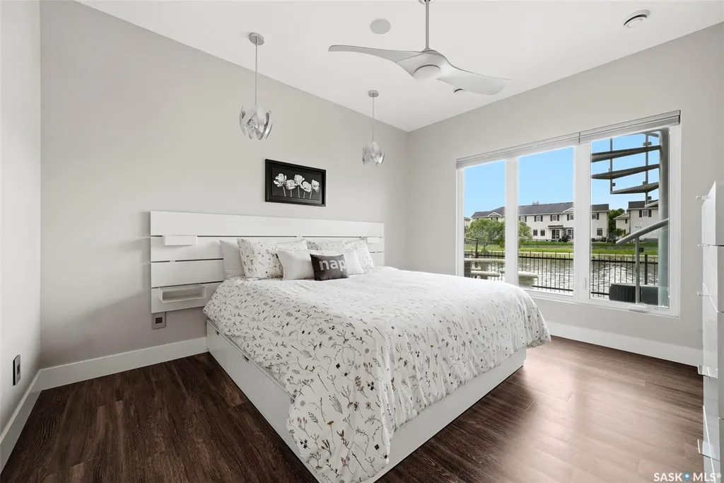 2168 Riverbend Cove Regina SK S4V 1R8