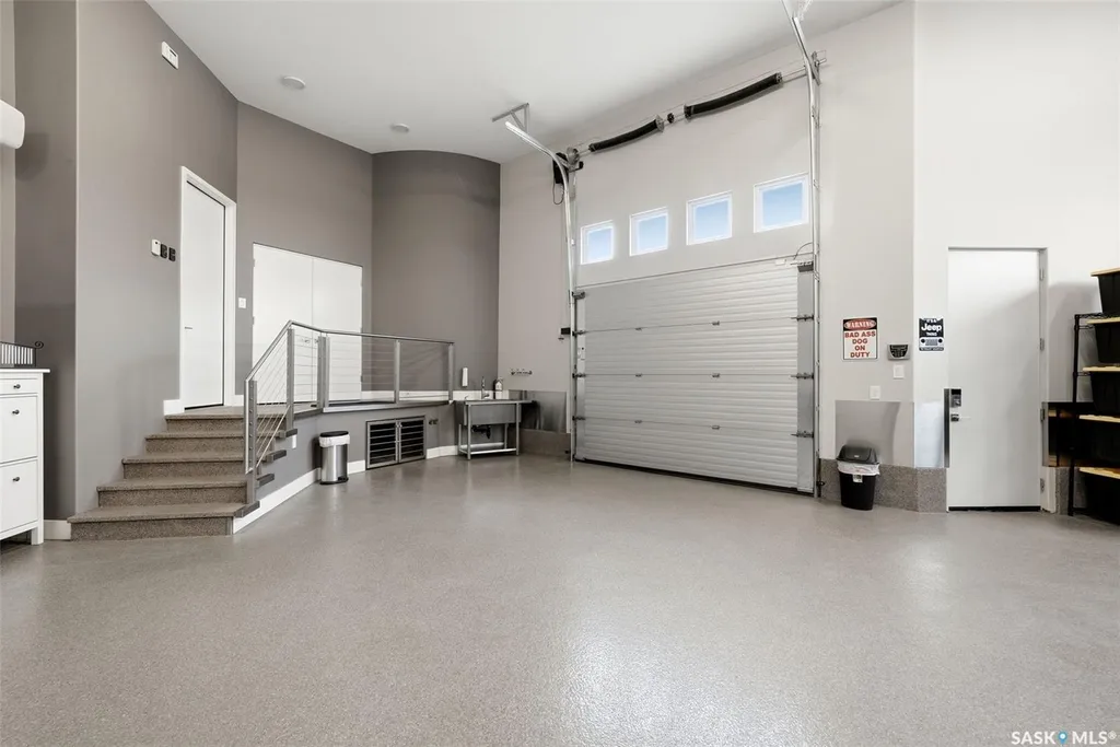 2168 Riverbend Cove Regina SK S4V 1R8