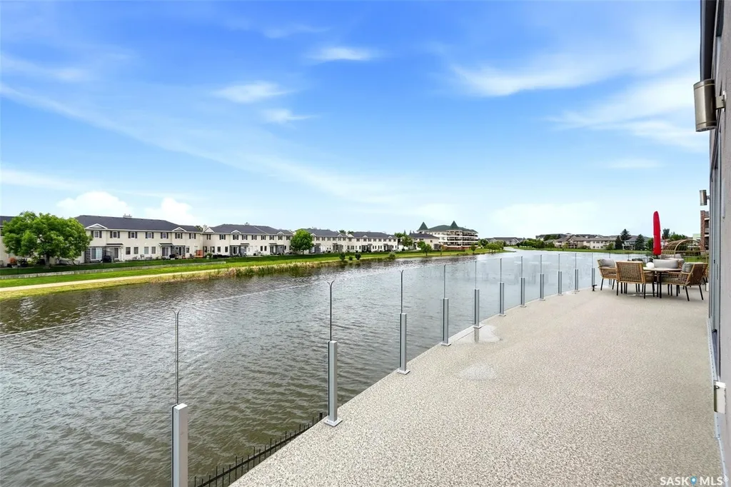 2168 Riverbend Cove Regina SK S4V 1R8