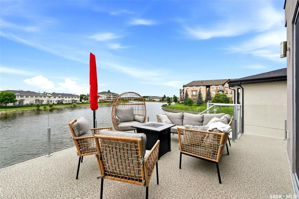 2168 Riverbend Cove Regina SK S4V 1R8