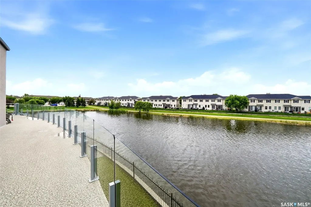 2168 Riverbend Cove Regina SK S4V 1R8