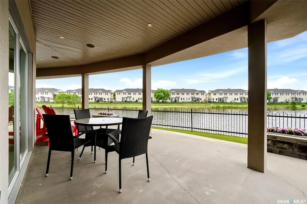 2168 Riverbend Cove Regina SK S4V 1R8