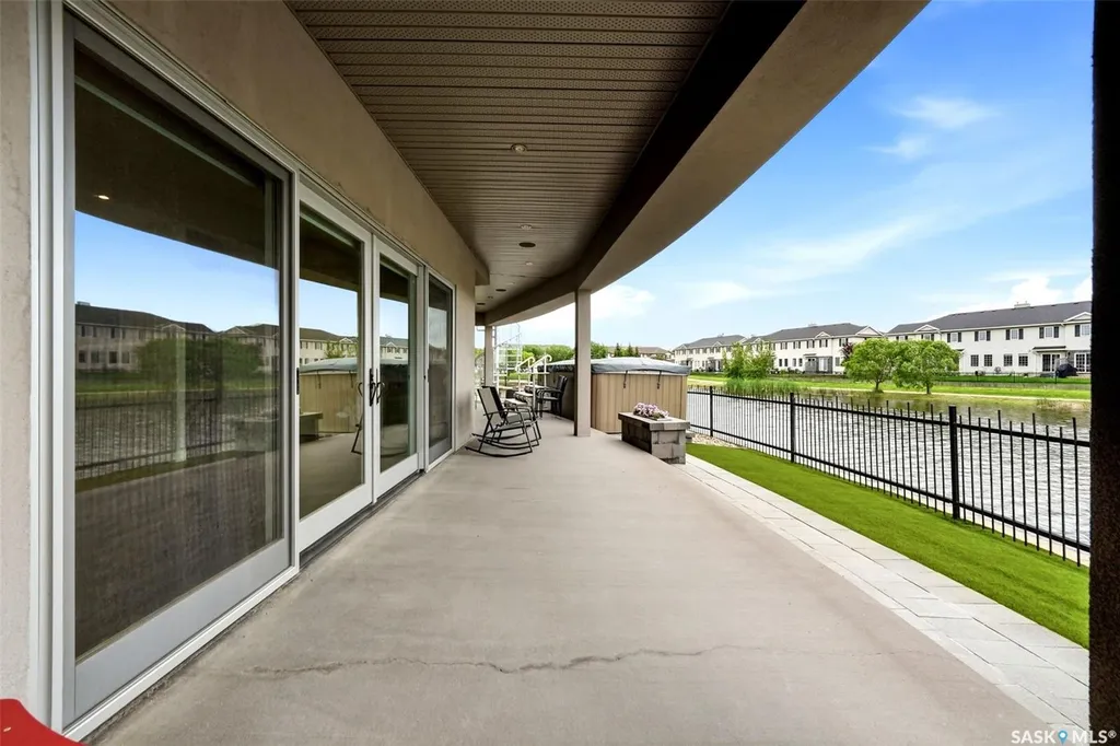 2168 Riverbend Cove Regina SK S4V 1R8