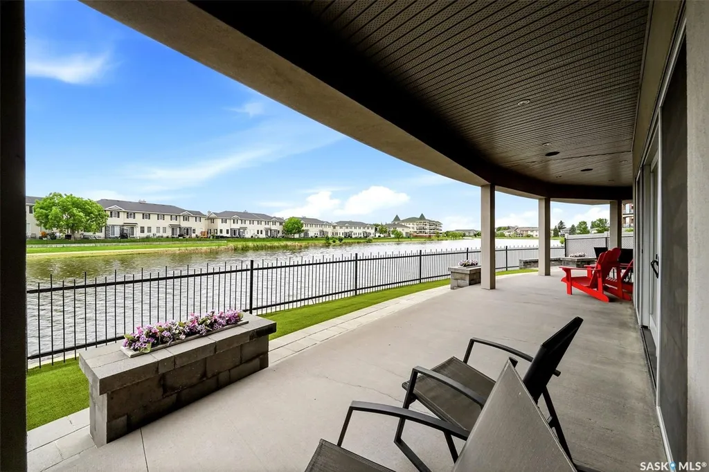 2168 Riverbend Cove Regina SK S4V 1R8