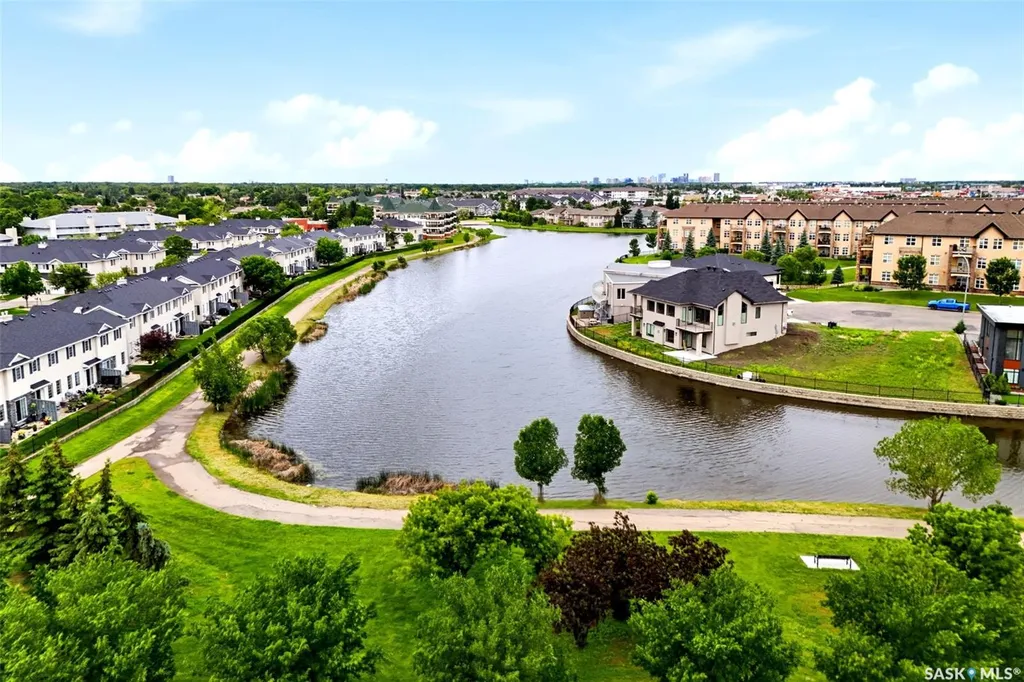 2168 Riverbend Cove Regina SK S4V 1R8
