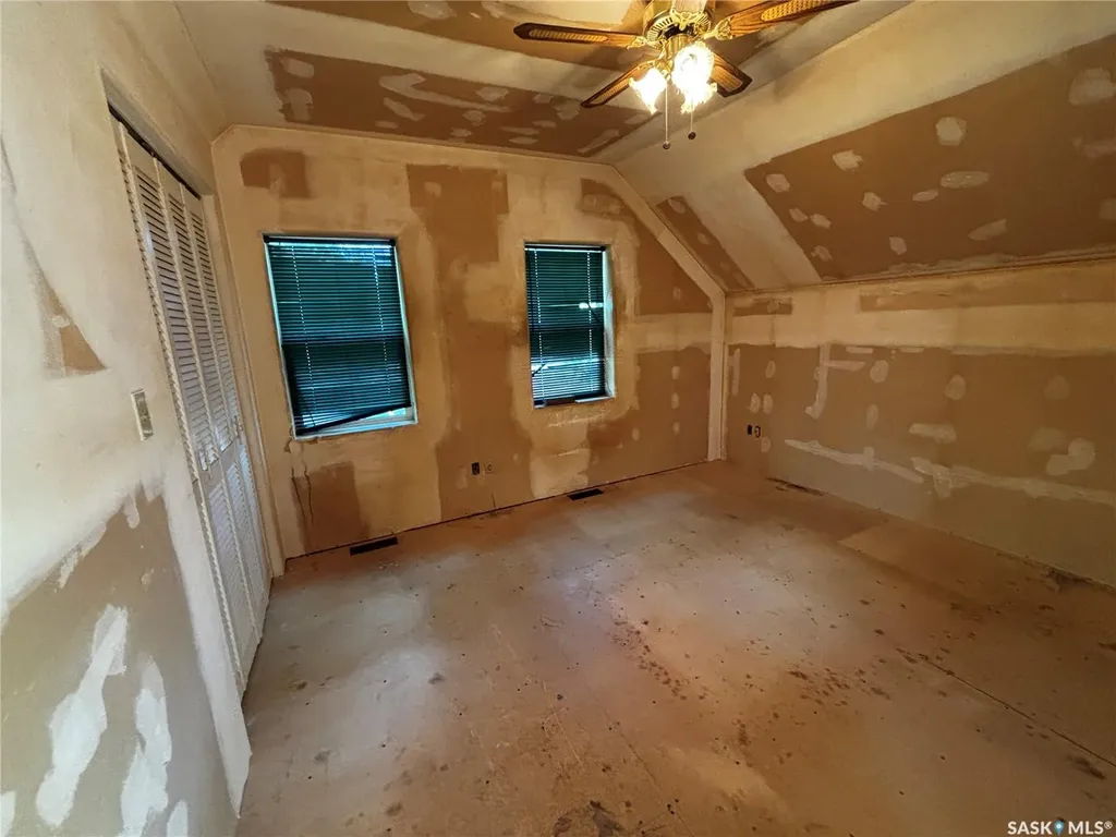 428 I Avenue S Saskatoon SK S7M 1Y4