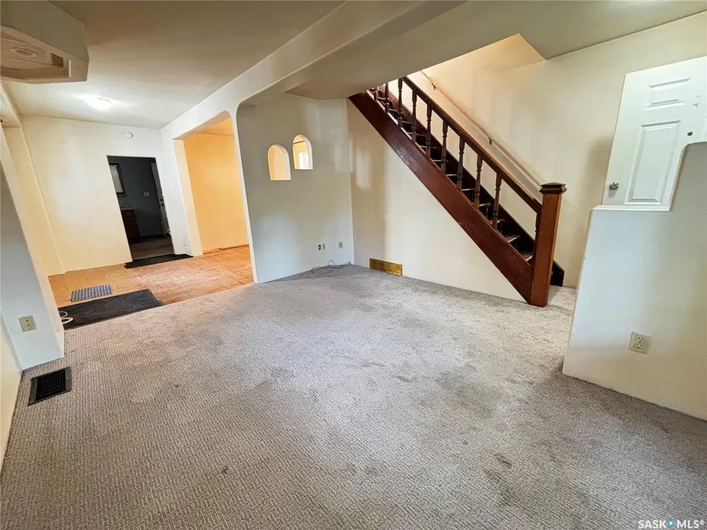 428 I Avenue S Saskatoon SK S7M 1Y4