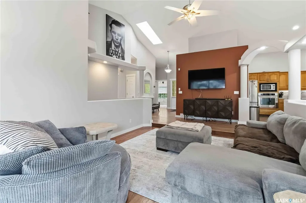 131 Mendel Crescent Saskatoon SK S7J 5J7