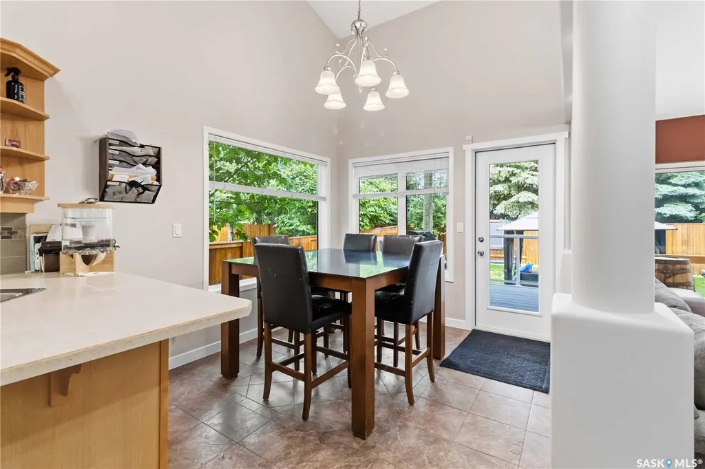 131 Mendel Crescent Saskatoon SK S7J 5J7