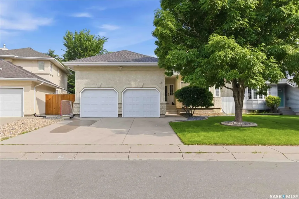 131 Mendel Crescent Saskatoon SK S7J 5J7