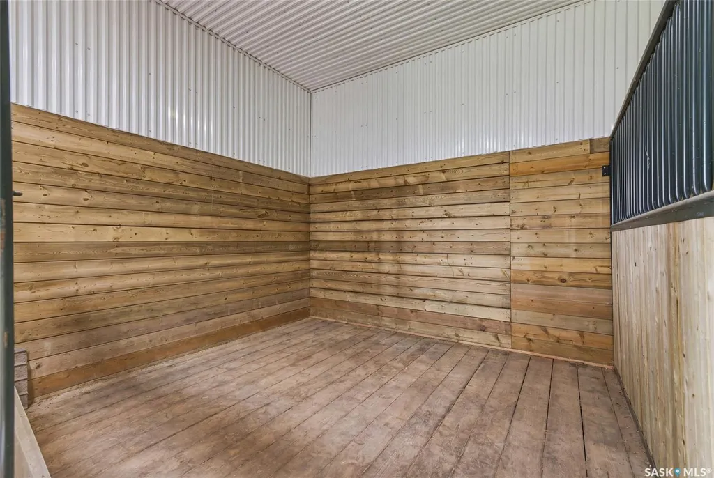 127 Aspen Drive Great Bend Rm No. 405 SK S0K 0N0