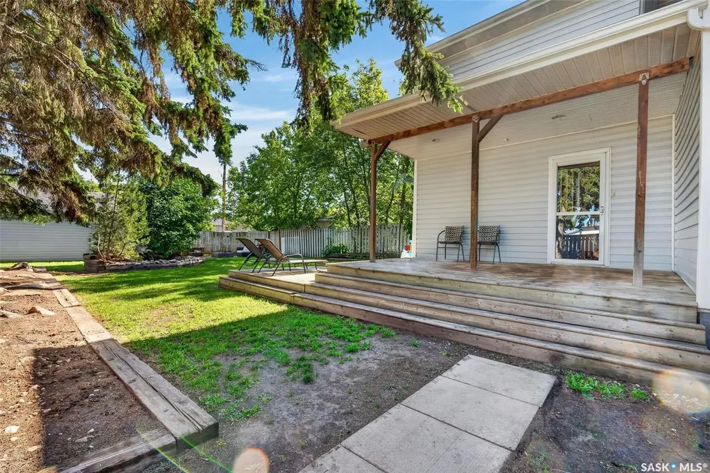 116 Stovel Avenue W Melfort SK S0E 1A0