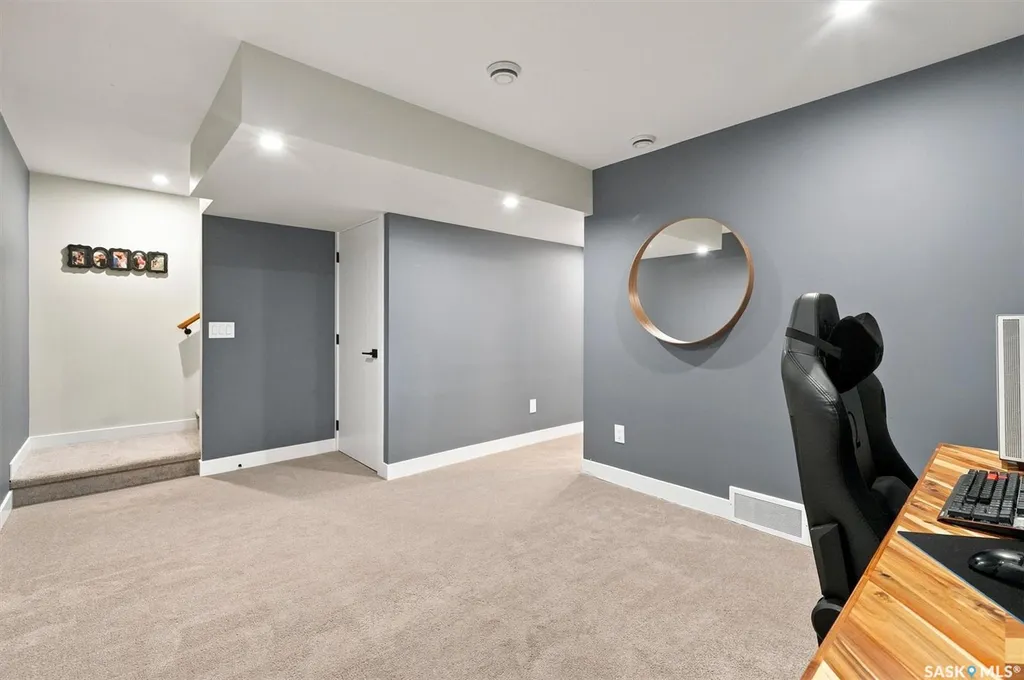 332 Mcfaull Crescent Saskatoon SK S7V 0S5