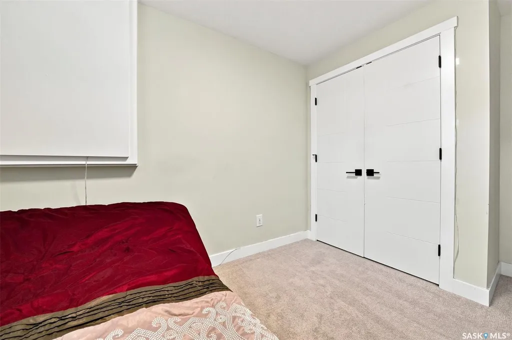 332 Mcfaull Crescent Saskatoon SK S7V 0S5