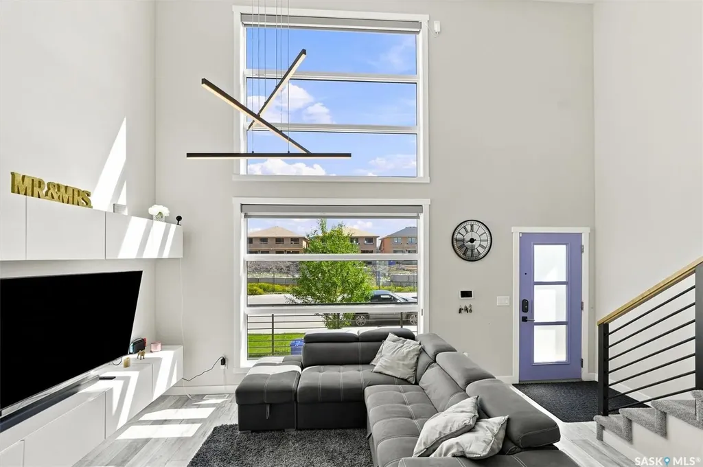 332 Mcfaull Crescent Saskatoon SK S7V 0S5