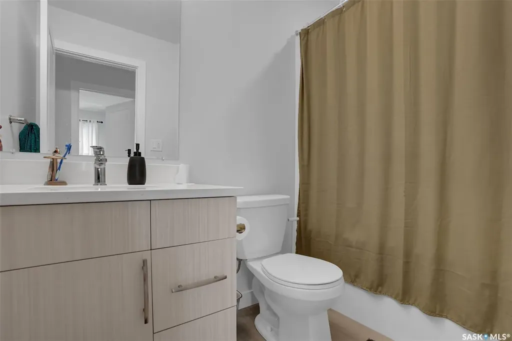 2031 Francis Street Regina SK S4N 2P2