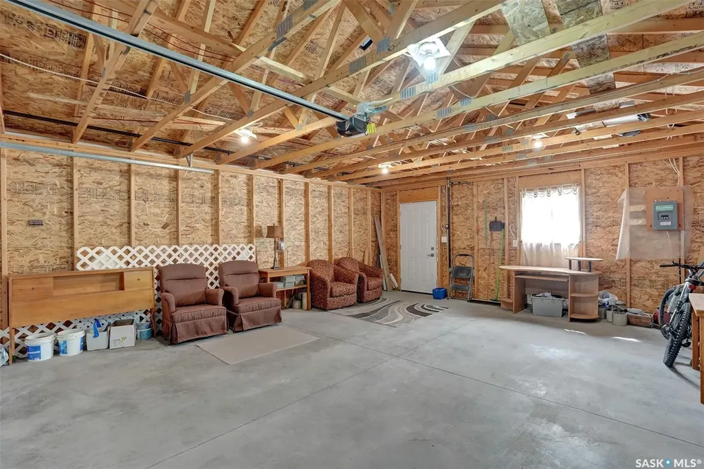 2031 Francis Street Regina SK S4N 2P2