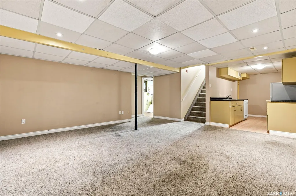 457 Meighen Crescent Saskatoon SK S7L 5H3