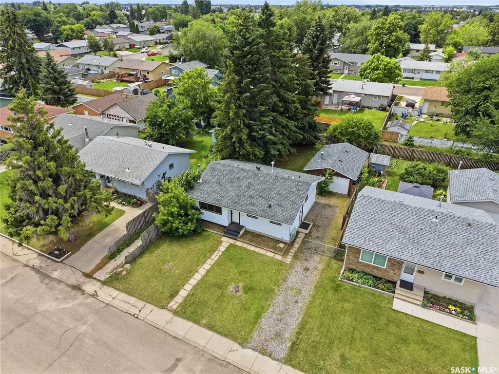 457 Meighen Crescent Saskatoon SK S7L 5H3