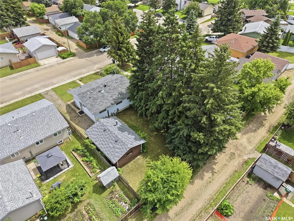 457 Meighen Crescent Saskatoon SK S7L 5H3